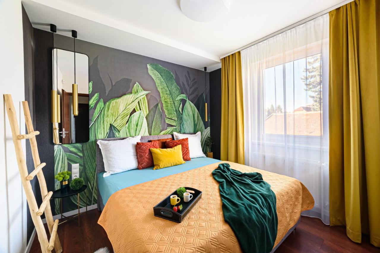 Hid19 Apartman Gyor Belvaros-Free Parking-Terrace Az Rq Vizi Elmenypark Es Gyogyfuerdonel Bagian luar foto